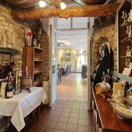 Szálloda Restaurant Mathildenhof Pulheim